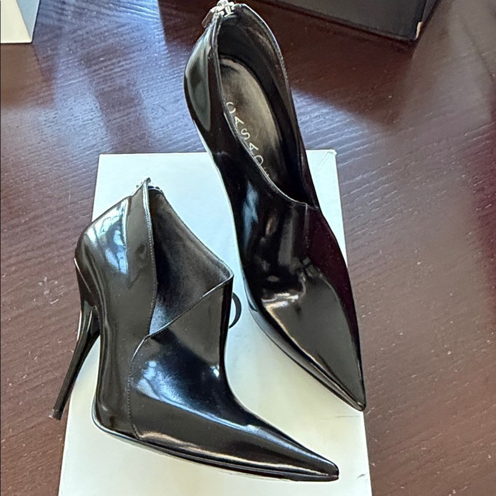 Casadei Elegant Black Stiletto bootie heels 7